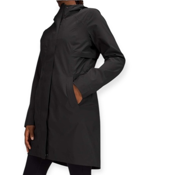 Lululemon • Rain Rebel Jacket
Black - Picture 11 of 16